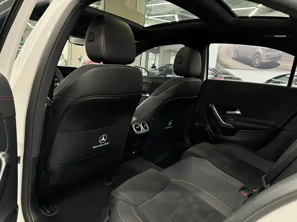 Mercedes-Benz A-Class 2023 из CN, фото 8