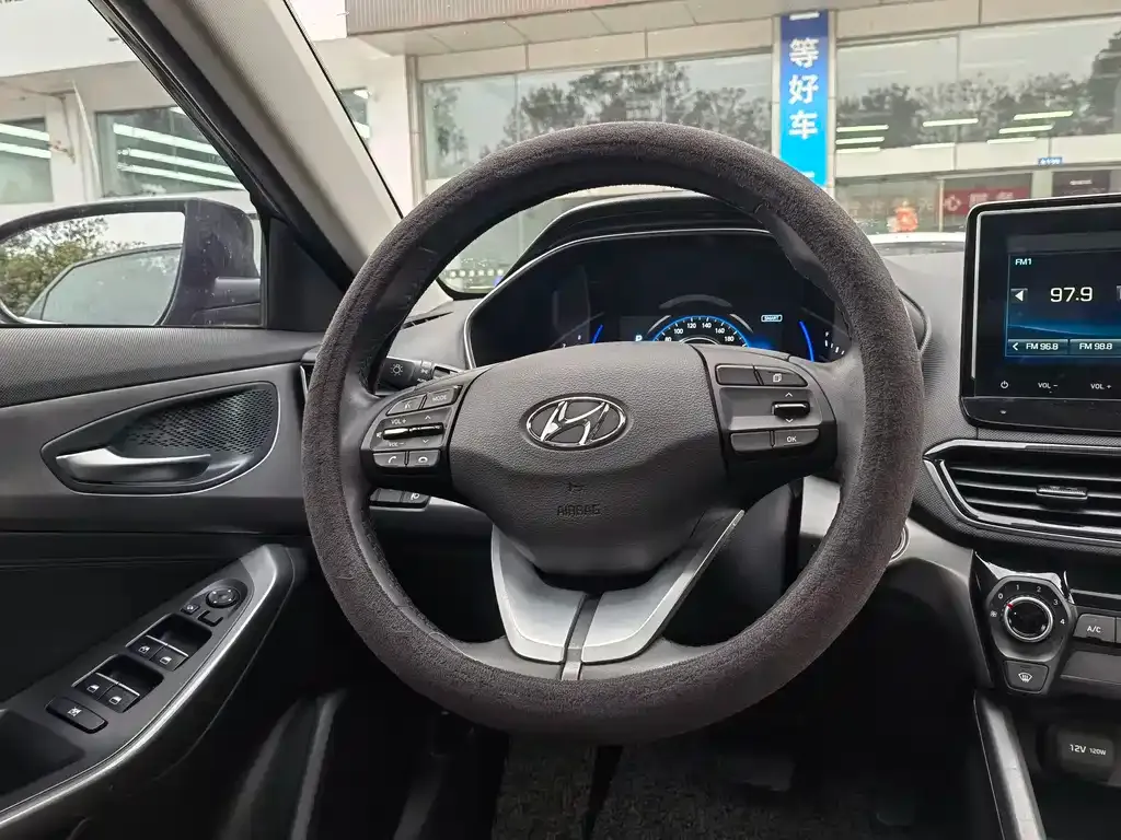 Hyundai Fista 2022 из CN, фото 10