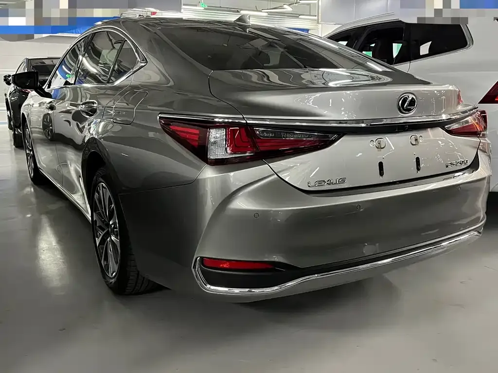 Lexus ES 2022 из CN, фото 5