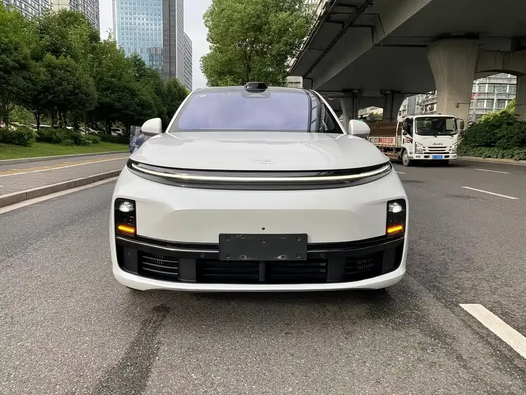 Li Auto L7 2023 из CN, фото 1