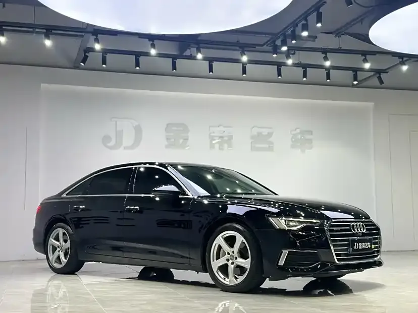 Audi A6L 2021 из CN, фото 3