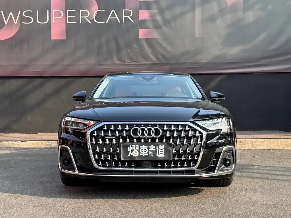Audi A8 2024 из CN, фото 2