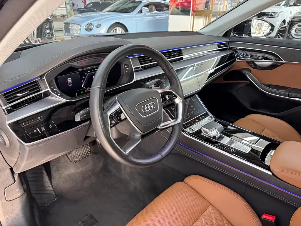 Audi A8 2024 из CN, фото 5