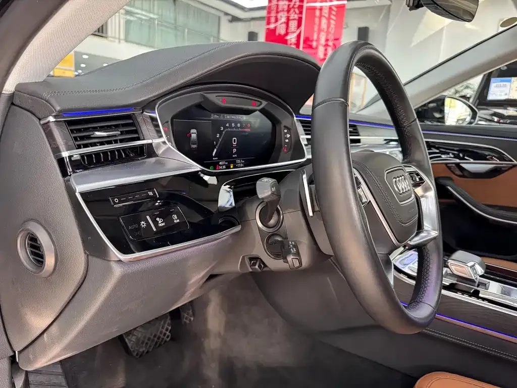 Audi A8 2024 из CN, фото 7