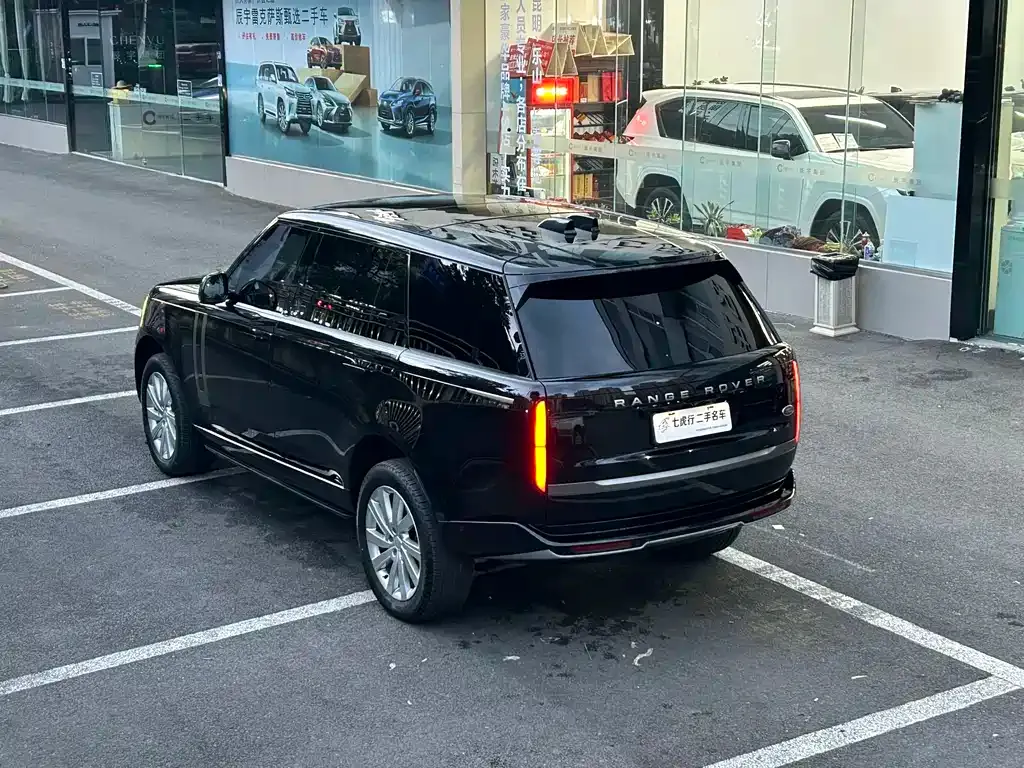Land Rover Range Rover 2024 из CN, фото 3