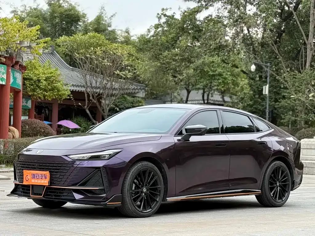 Changan UNI-V 2023 из CN, фото 1