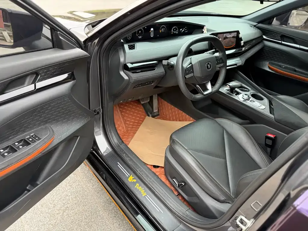Changan UNI-V 2023 из CN, фото 10