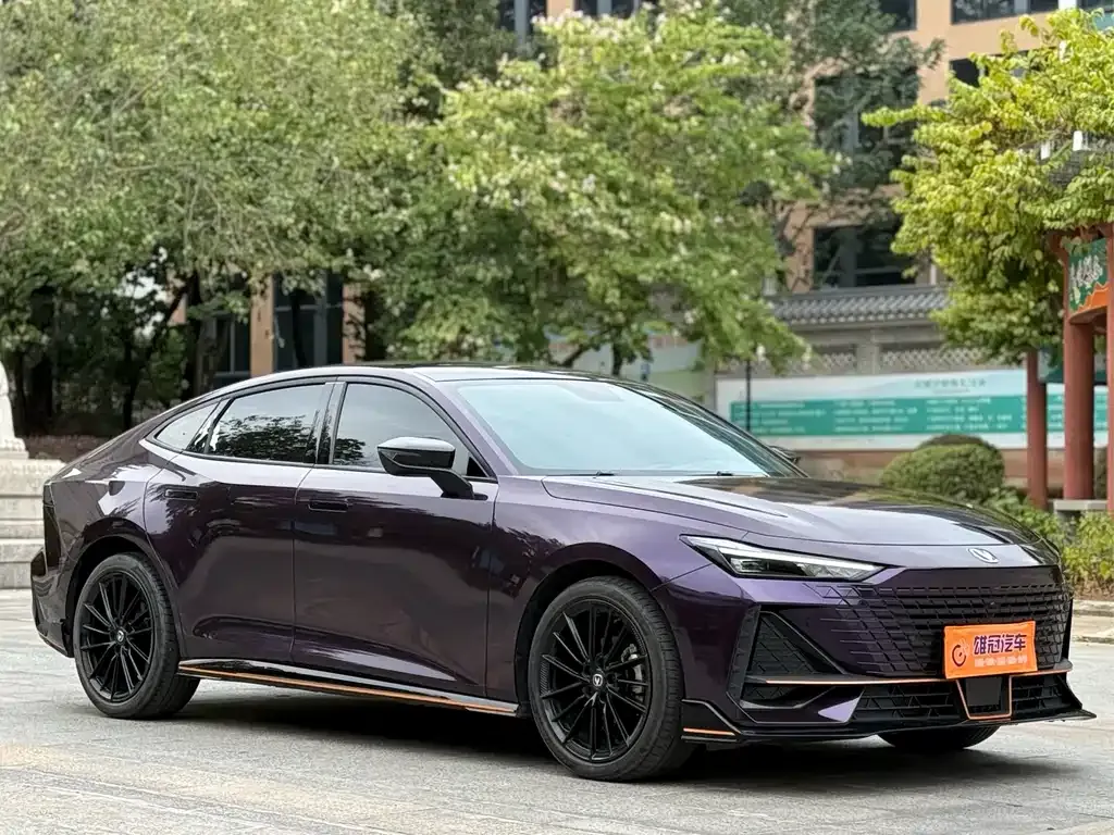 Changan UNI-V 2023 из CN, фото 3