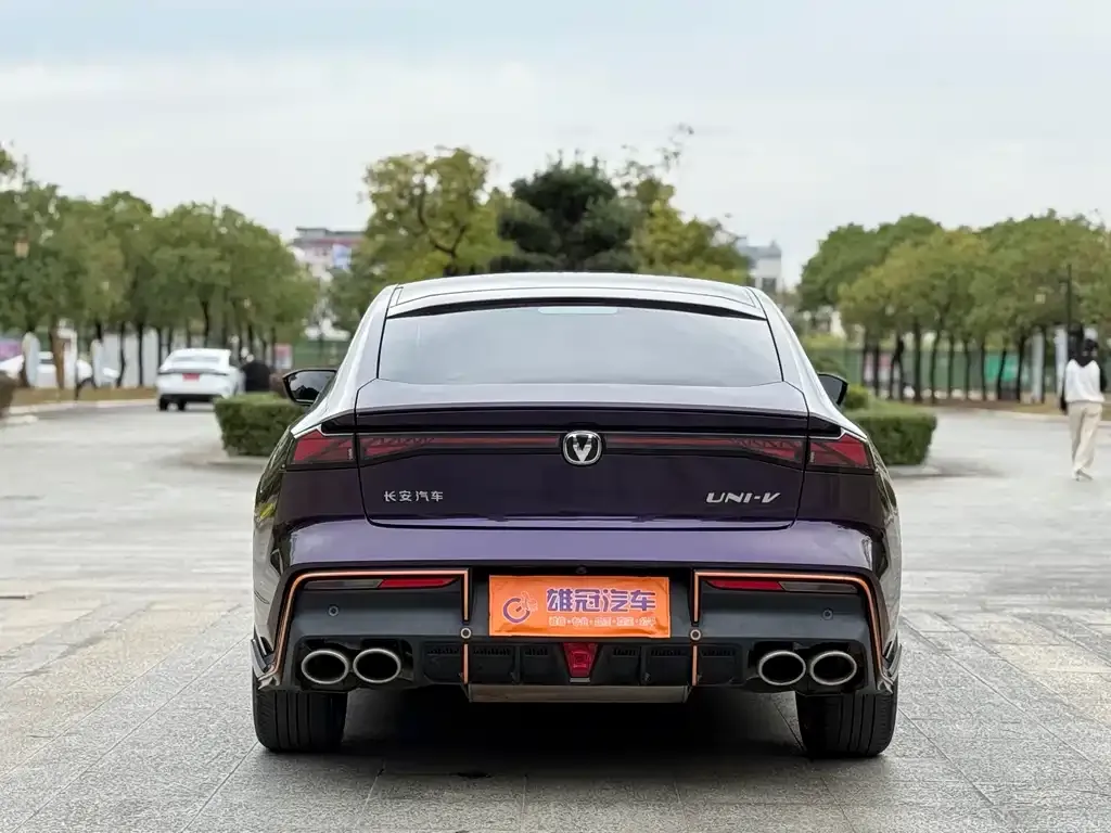 Changan UNI-V 2023 из CN, фото 6