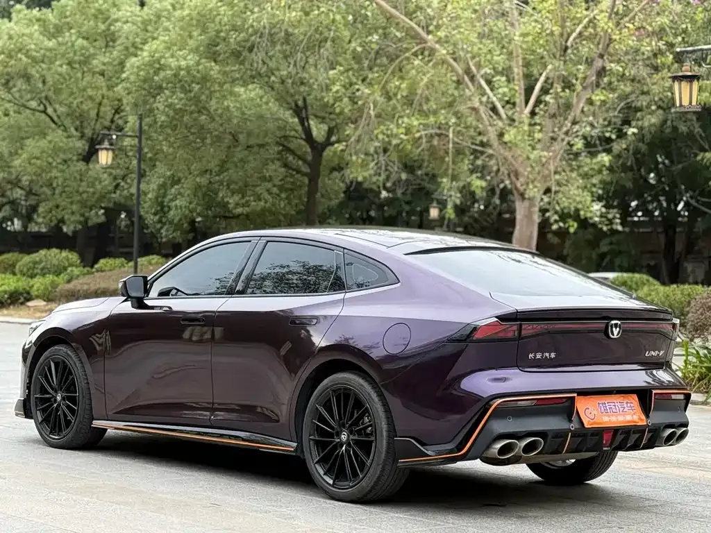 Changan UNI-V 2023 из CN, фото 7