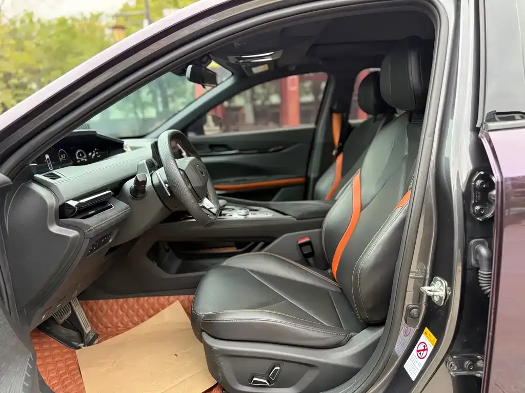 Changan UNI-V 2023 из CN, фото 8