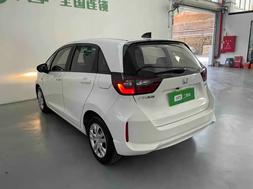 Honda Fit — фото 6