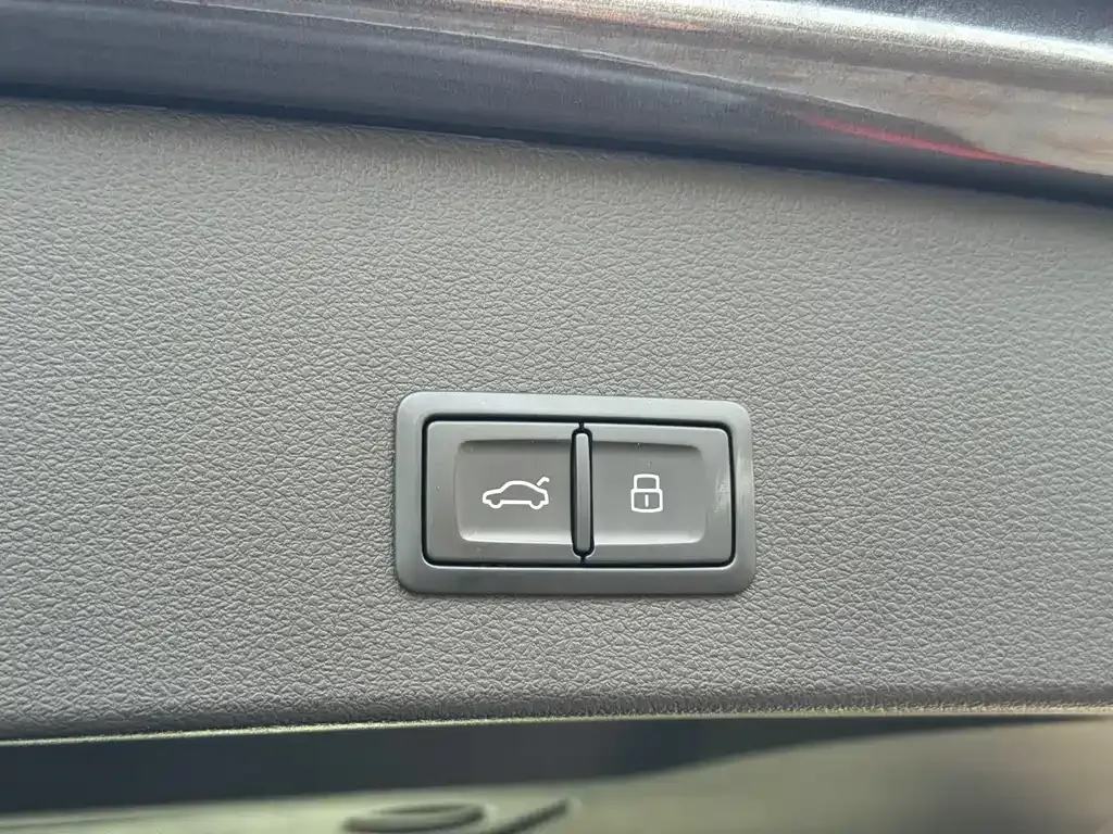 Audi Q2L 2022 из CN, фото 9