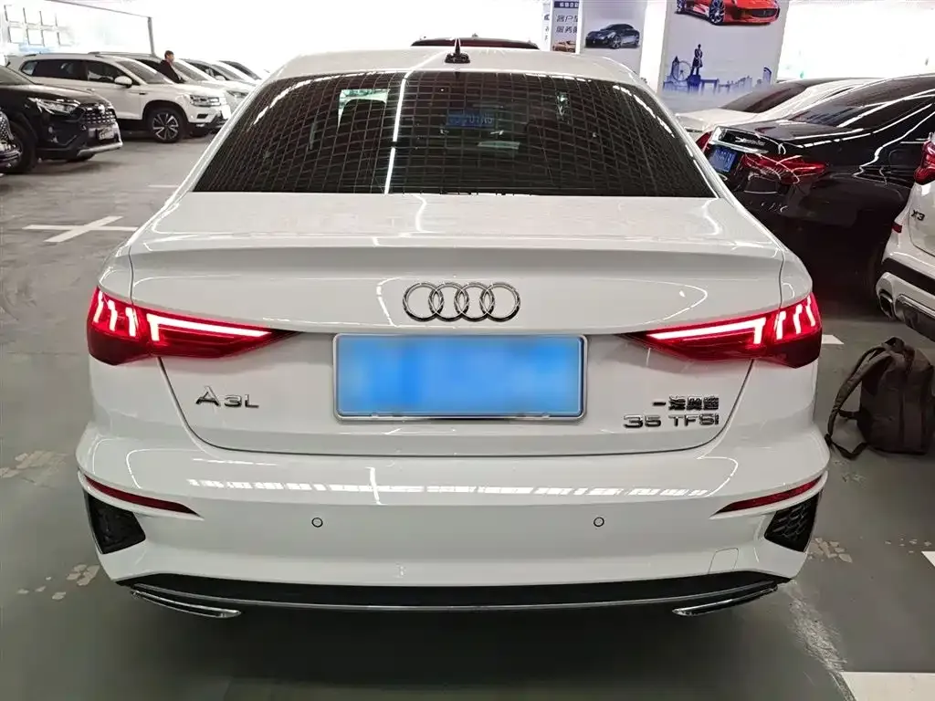 Audi A3 2023 из CN, фото 6