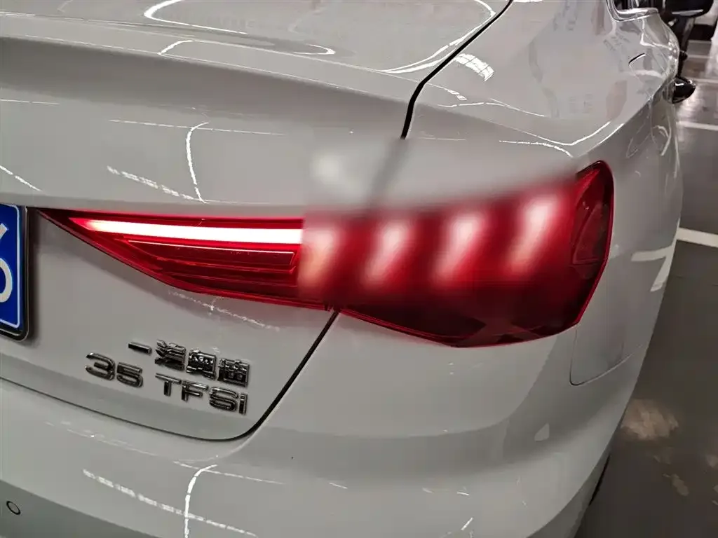 Audi A3 2023 из CN, фото 8