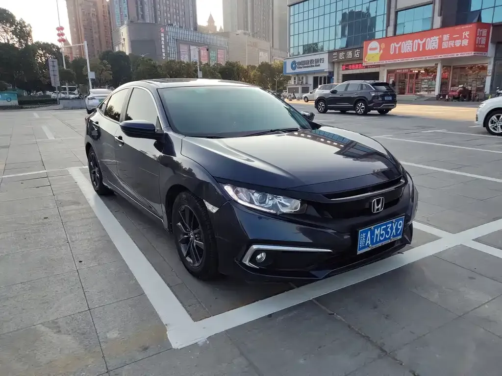 Honda Civic 2022 из CN, фото 4