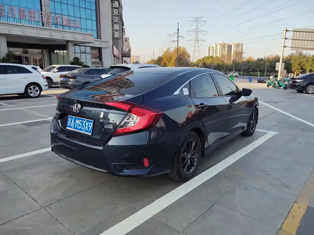 Honda Civic 2022 из CN, фото 5