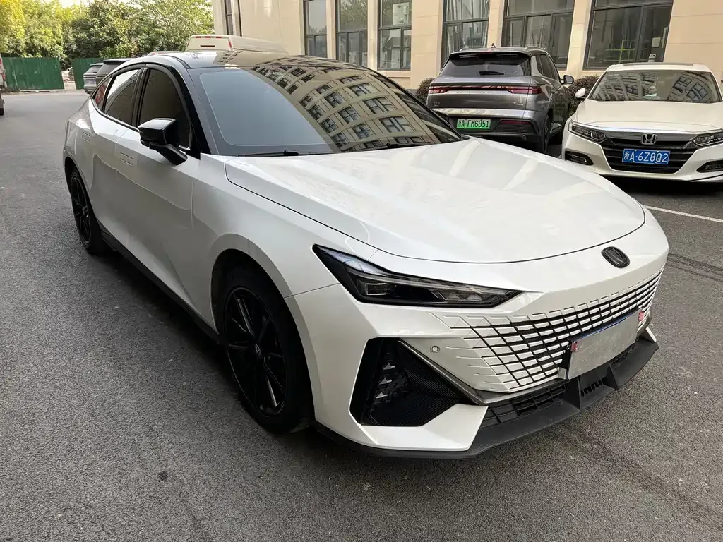 Changan UNI-V 2024 из CN, фото 3