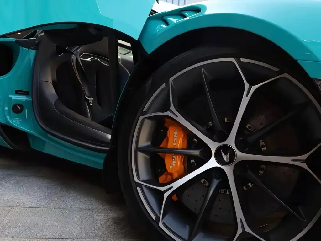 McLaren Artura 2024 из CN, фото 6