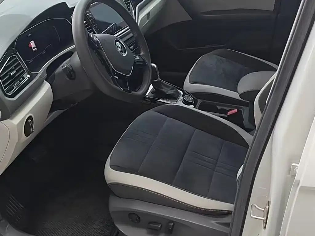 Volkswagen T-Roc 2021 из CN, фото 6