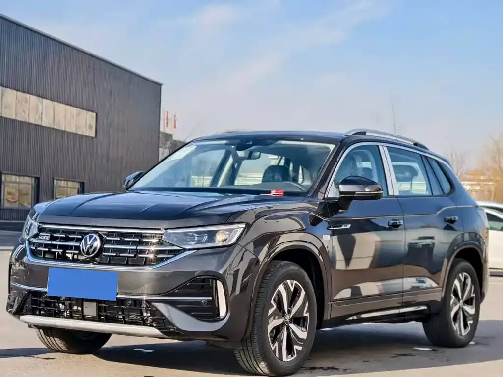 Volkswagen GTE PHEV 2024 из CN, фото 1