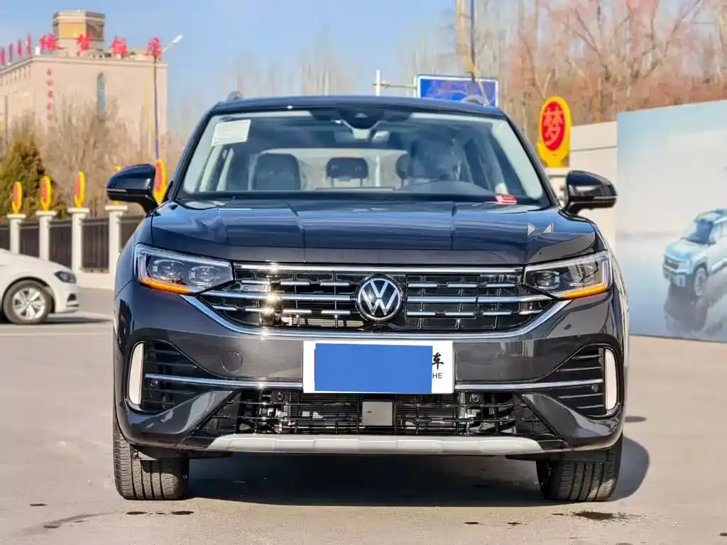 Volkswagen GTE PHEV 2024 из CN, фото 2