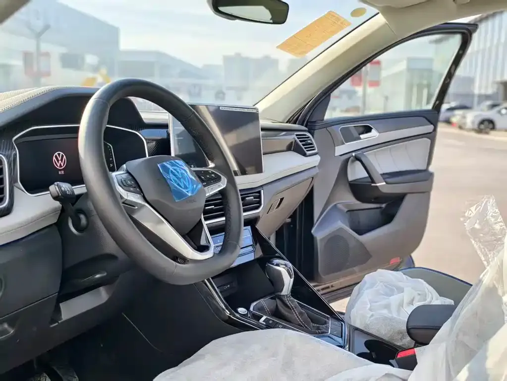 Volkswagen GTE PHEV 2024 из CN, фото 4