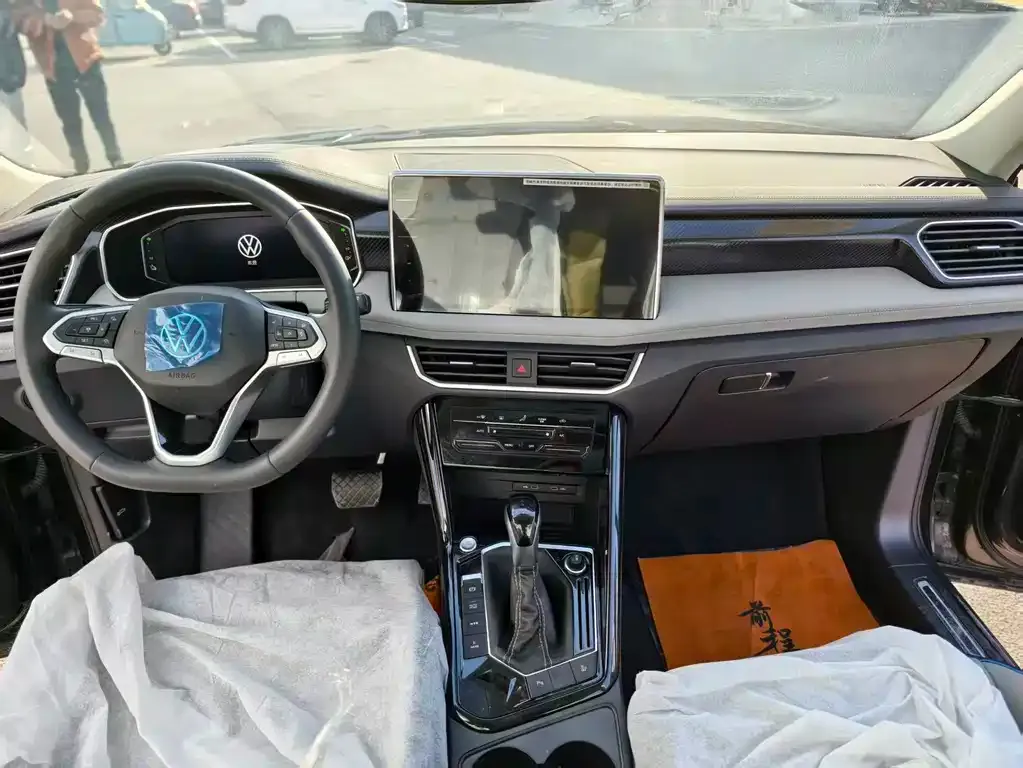 Volkswagen GTE PHEV 2024 из CN, фото 5