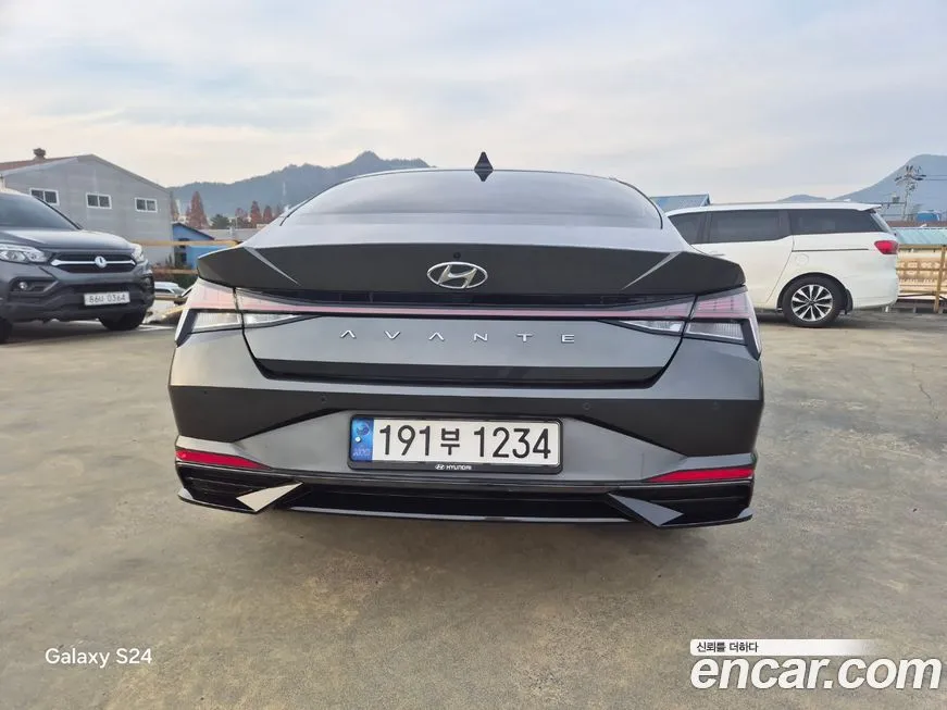 Hyundai AVANTE — фото 5