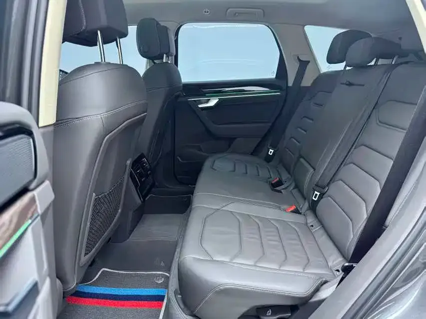 Volkswagen Touareg 2024 из CN, фото 5
