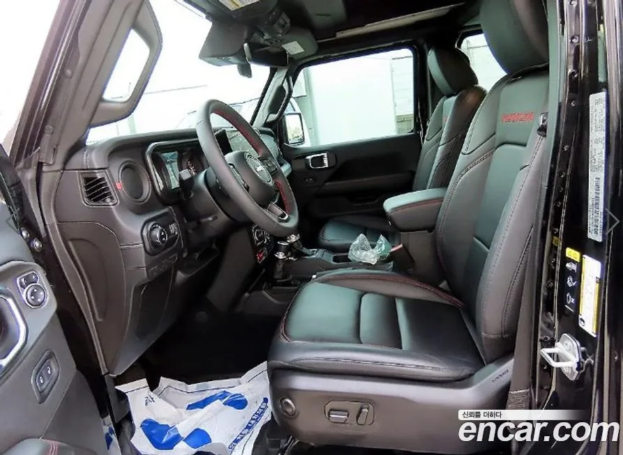 Jeep Wrangler 2024 из KR, фото 5