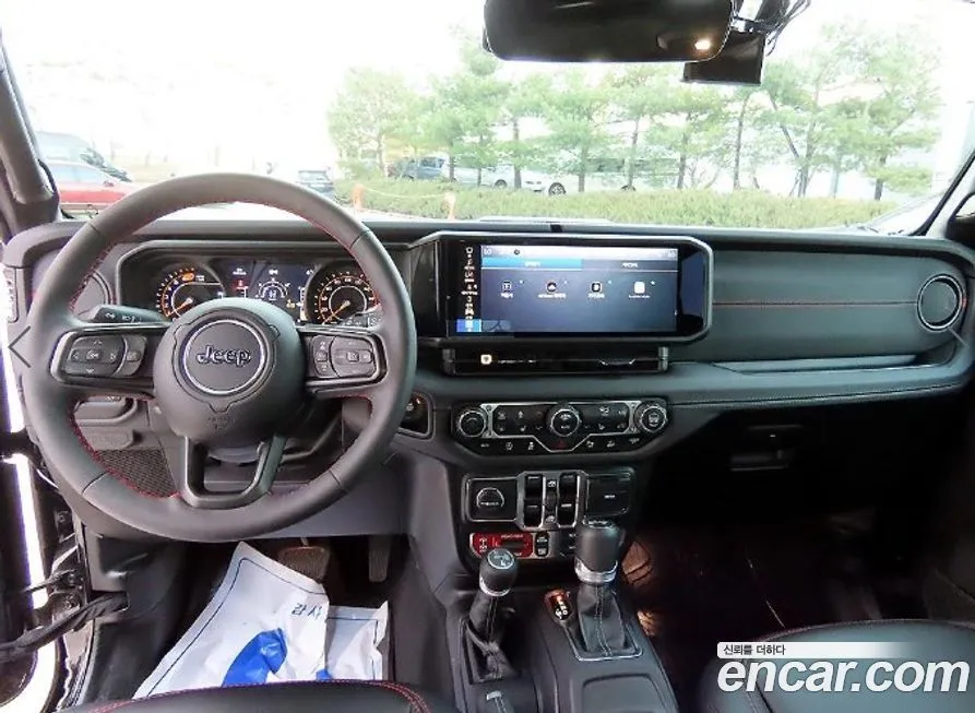 Jeep Wrangler 2024 из KR, фото 7