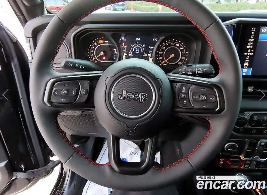 Jeep Wrangler 2024 из KR, фото 8