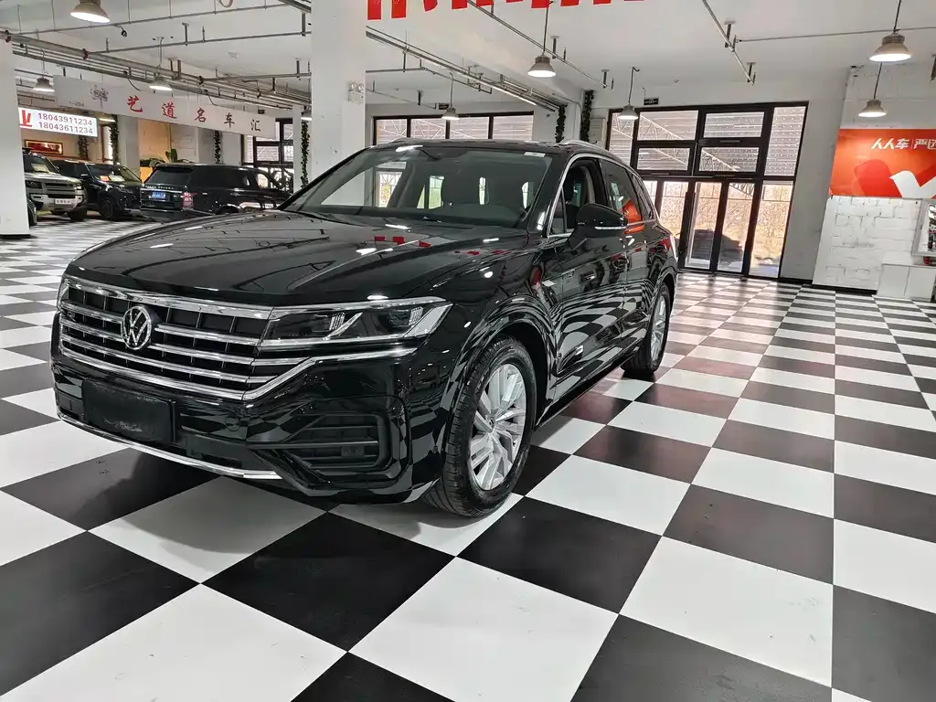 Volkswagen Touareg 2025 из CN, фото 1