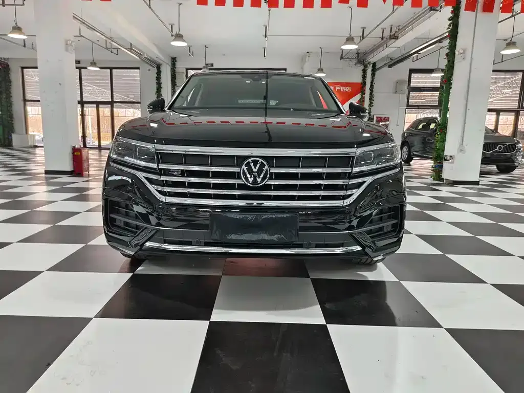Volkswagen Touareg 2025 из CN, фото 2