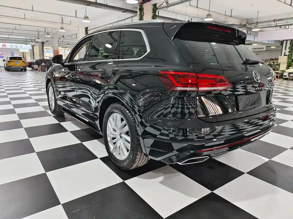 Volkswagen Touareg 2025 из CN, фото 6
