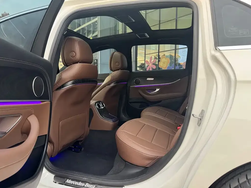 Mercedes-Benz E-Class 2022 из CN, фото 10