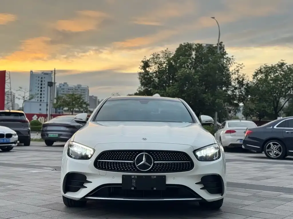 Mercedes-Benz E-Class 2022 из CN, фото 2