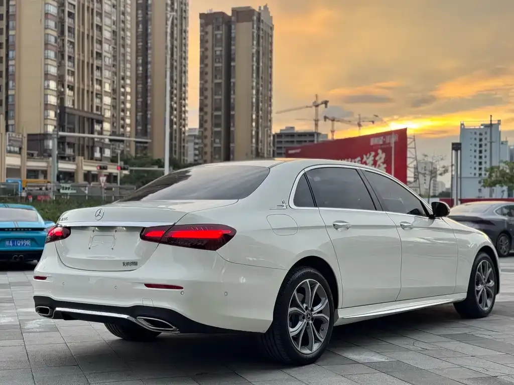 Mercedes-Benz E-Class 2022 из CN, фото 6