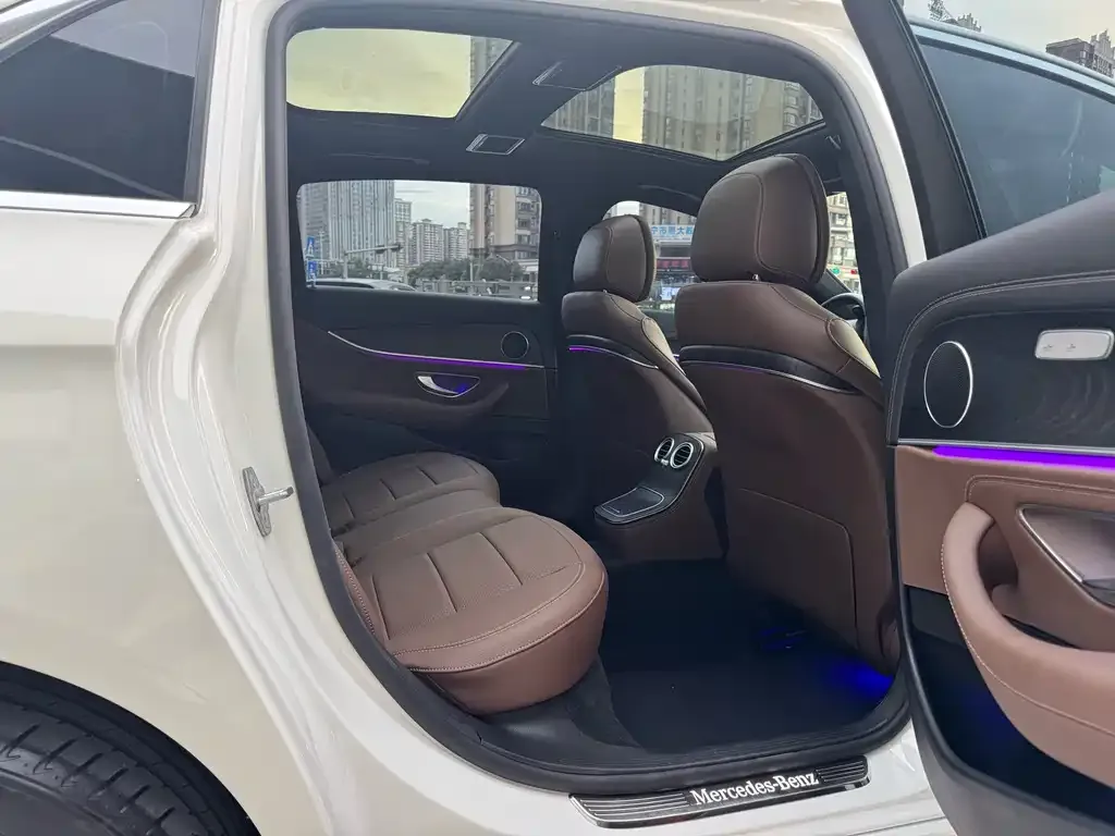Mercedes-Benz E-Class 2022 из CN, фото 8
