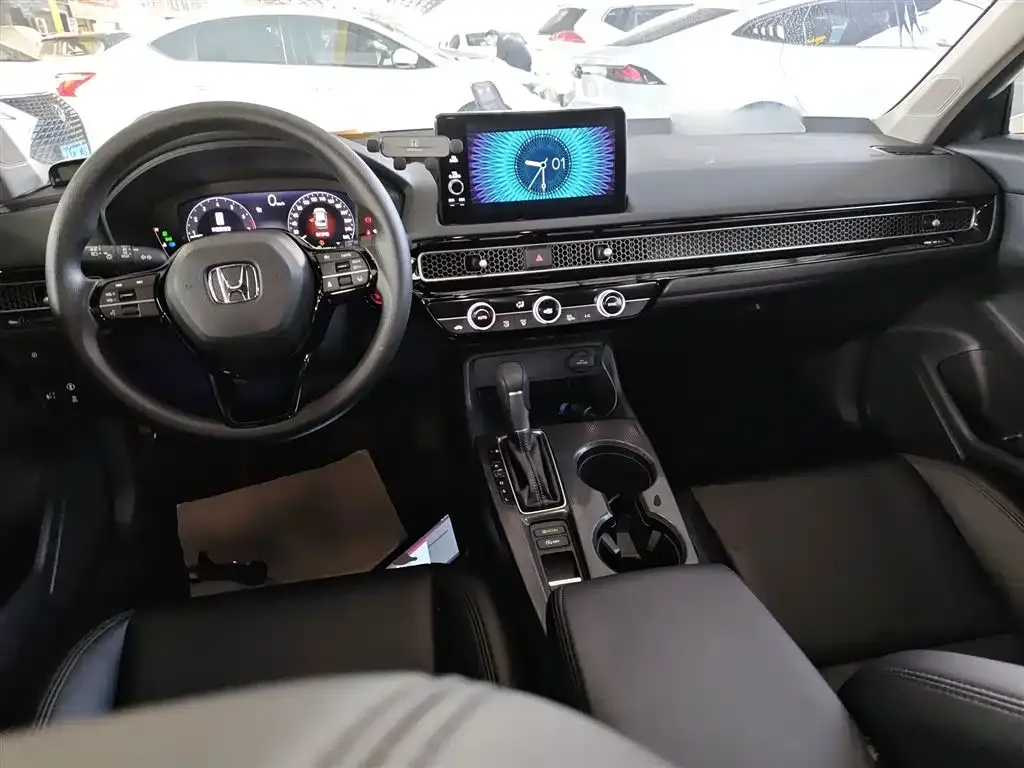 Honda Civic — фото 10