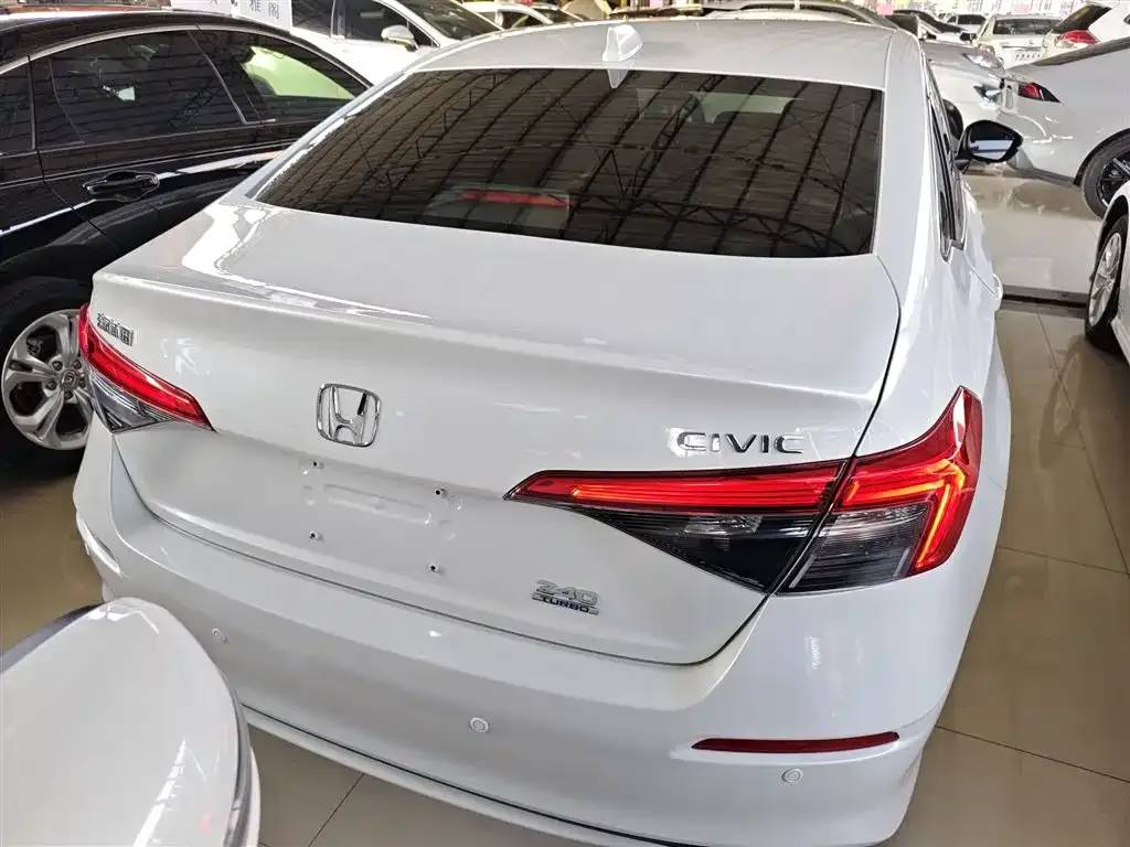 Honda Civic — фото 6