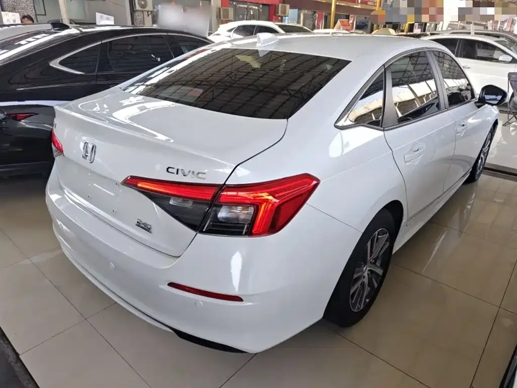 Honda Civic — фото 7