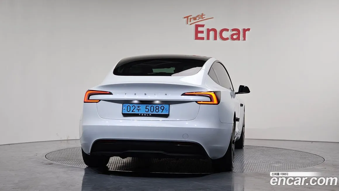 Tesla Model 3 2024 из KR, фото 4