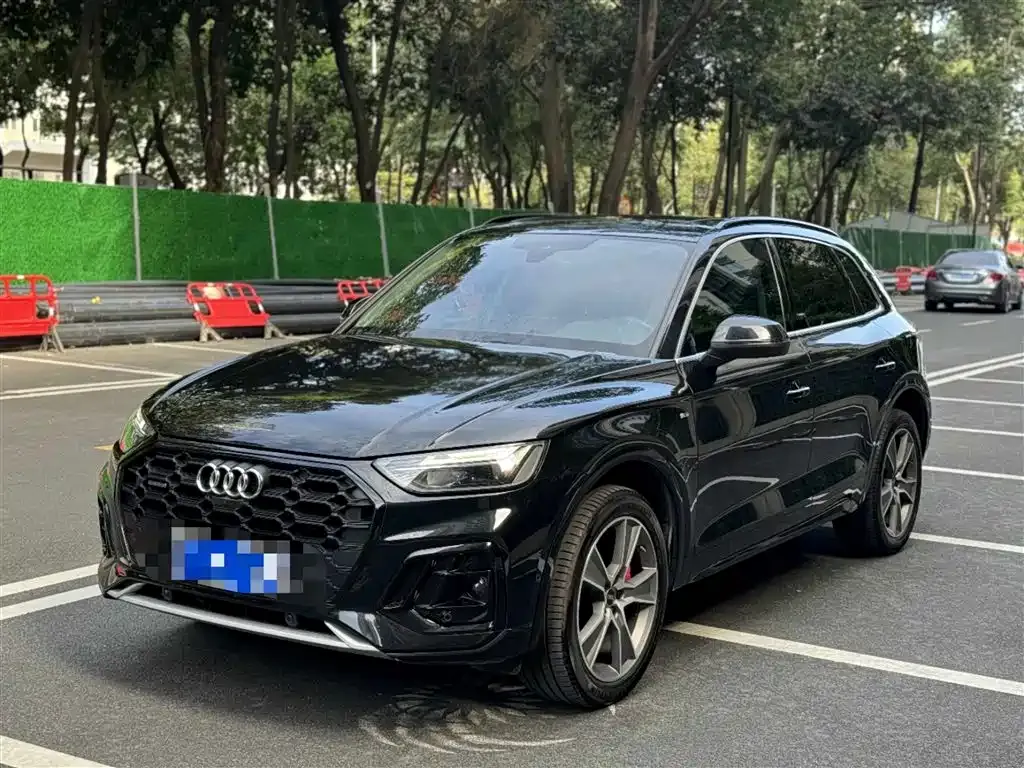 Audi Q5L 2021 из CN, фото 1