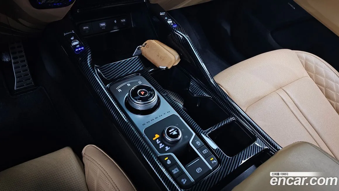 Kia Sorento — фото 9