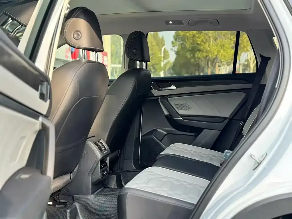 Volkswagen Tayron 2025 из CN, фото 6