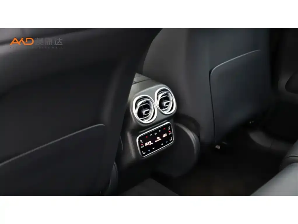 Mercedes-Benz GLC 2023 из CN, фото 9
