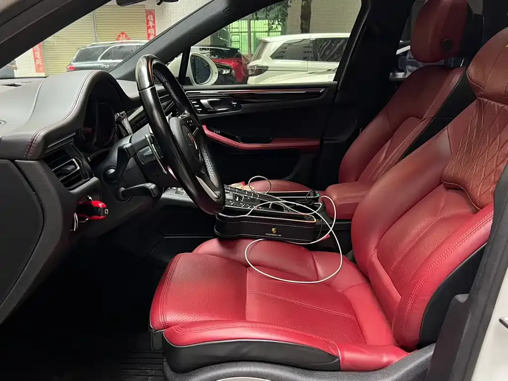 Porsche Macan 2021 из CN, фото 4