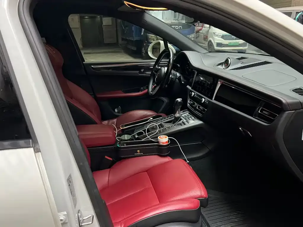 Porsche Macan 2021 из CN, фото 5
